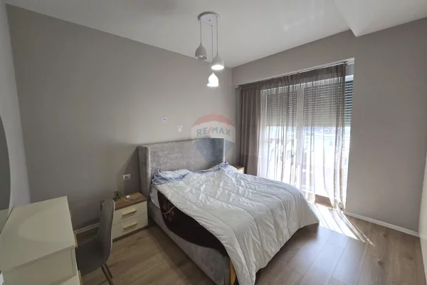 Shtepi me qera Apartament ne Tirane, 1+1, Mobilimi E mobiluar, Pagesa 60,000  Leke.