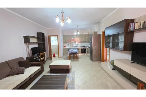 Casa in affitto 2+1 a Tirana - 50,000 Leke