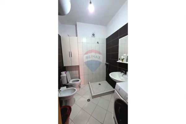 Appartamento in affitto a Tirana 2+1, Arredato