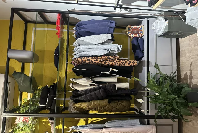 Pajisje biznesi ne shitje ne Tirane - 2,500 Euro