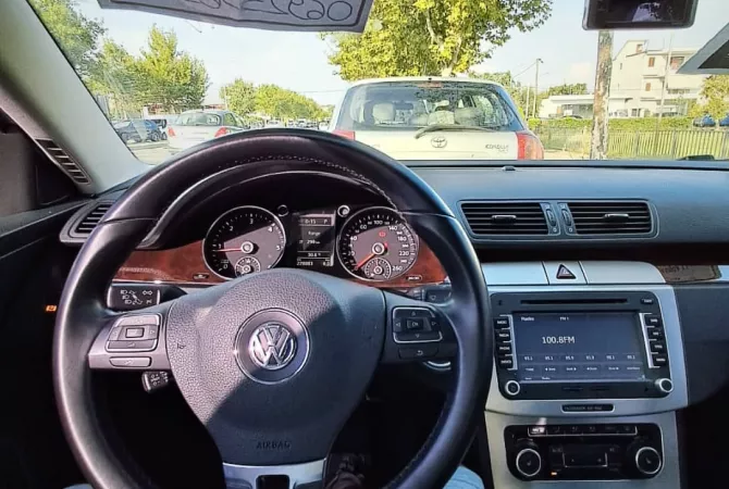 Auto in Vendita a Durazzo, Volkswagen, 2011 Diesel,Kambio Automatik Pagamento 6,700  Euro.