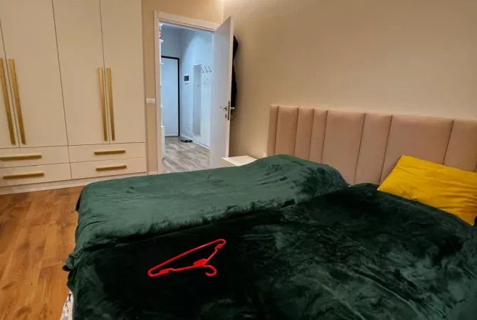 Shtepi me qera Apartament ne Tirane, 1+1, Mobilimi E mobiluar, Pagesa 750  Euro.