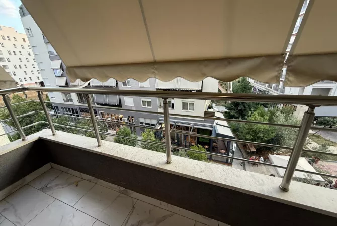 Shtepi me qera Apartament ne Tirane, 1+1, Mobilimi E mobiluar, Pagesa 750  Euro.