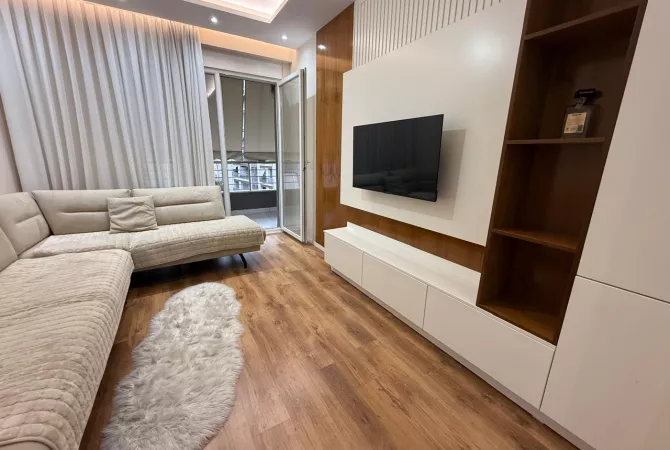 Shtepi me qera Apartament ne Tirane, 1+1, Mobilimi E mobiluar, Pagesa 750  Euro.