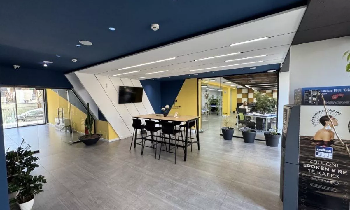 ZYRE 900 M2 PER QERA