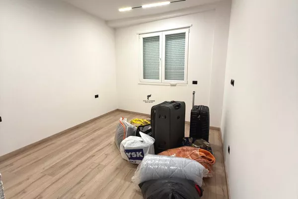 Business Property for Rent 3+1 in Tirana - 700 Euro