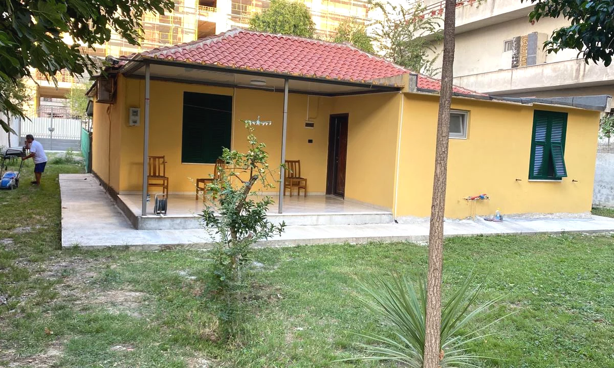 Private house for rent in Tirana 1+1, Furnished