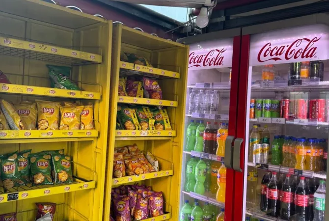 Shitet Biznes Market Okazion, Vorri Bom