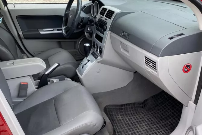 Auto in Vendita a Tirana, Dodge, 2007 gasoline-gas,Kambio Automatik Pagamento 3,900  Euro.