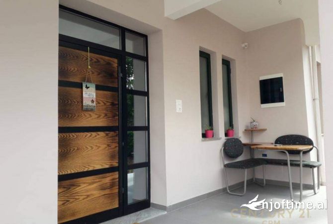 Shtepi me qera Apartament ne Tirane, 1+1, Mobilimi E mobiluar, Pagesa 50,000  Leke.