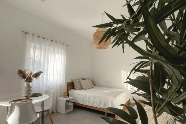 Shtepi me qera Shtepi Private ne Tirane, Garsoniere, Mobilimi E mobiluar, Pagesa 40,000  Leke.