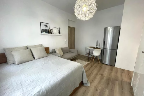 Shtepi me qera Apartament ne Tirane, Garsoniere, Mobilimi E mobiluar, Pagesa 41,000  Leke.