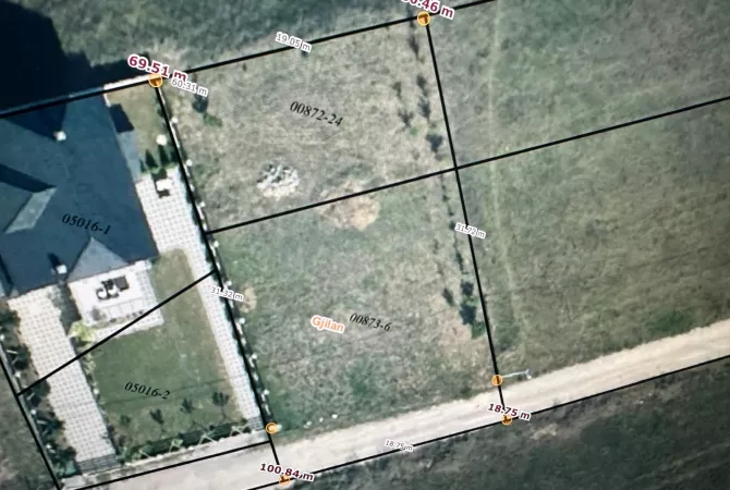 Truall ose Toke ne Gjilan - 75,000 Euro