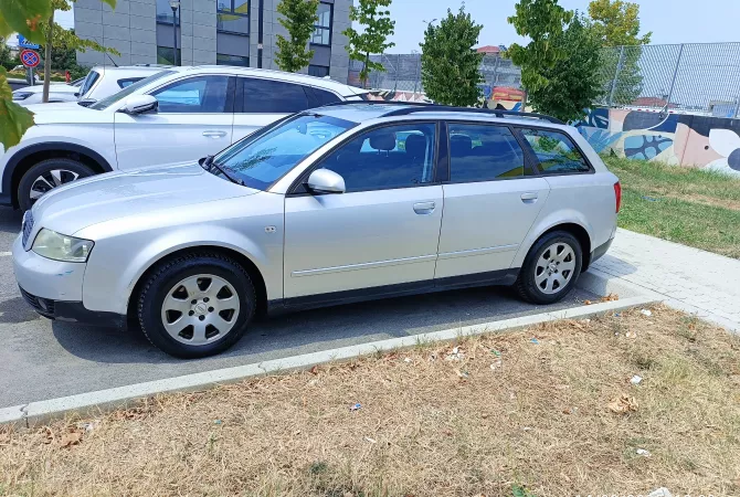 Auto in Vendita a Tirana, Audi, 2001 Diesel,Kambio Manual Pagamento 2,200  Euro.