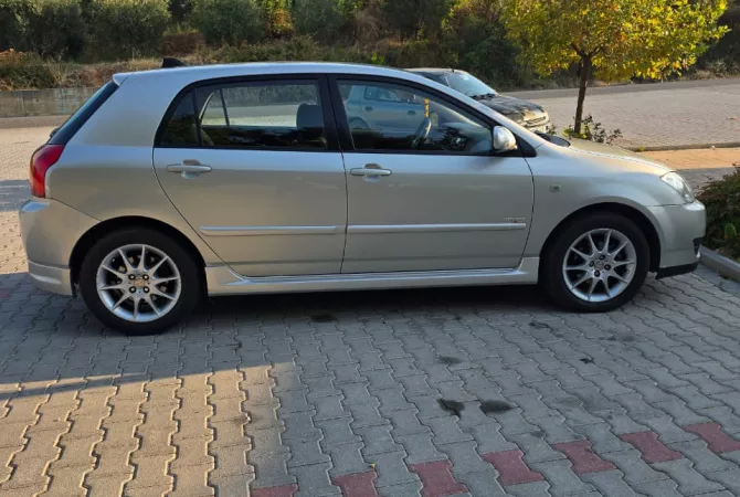 Auto in Vendita a Tirana, Toyota, 2007 Diesel,Kambio Manual Pagamento 4,700  Euro.