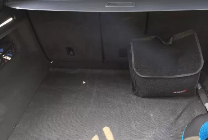 Auto in Vendita a Valona, Audi, 2022 Diesel,Kambio Automatik Pagamento 72,000  Euro.