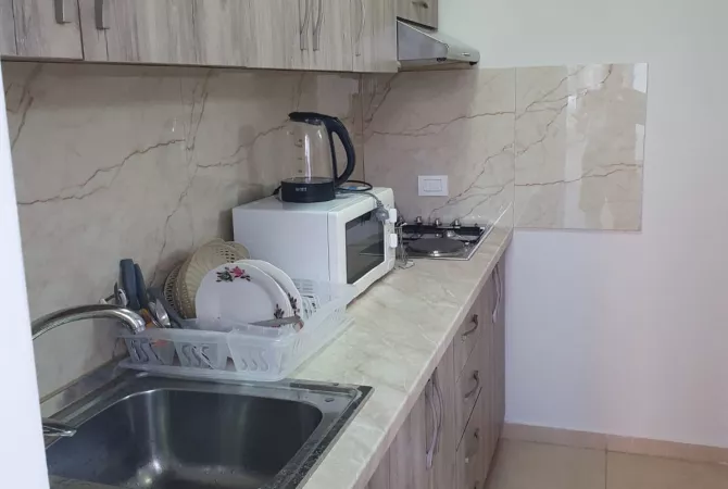 Shtepi me qera Apartament ne Tirane, 2+1, Mobilimi E mobiluar, Pagesa 60,000  Leke.