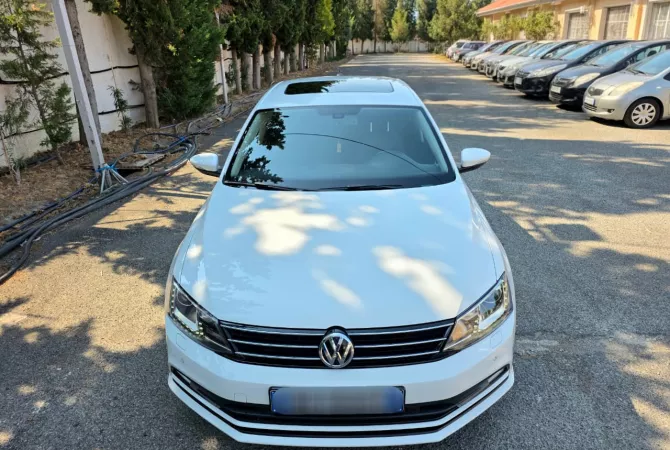 Auto in Vendita a Tirana - 9,800 Euro