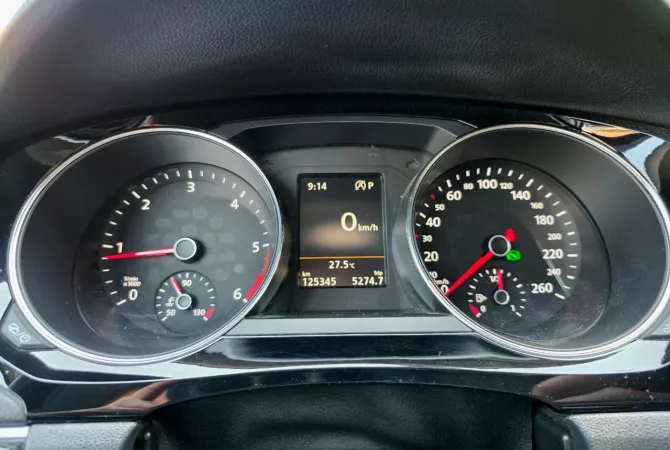 Auto in Vendita a Tirana, Volkswagen, 2016 Diesel,Kambio Automatik Pagamento 9,800  Euro.