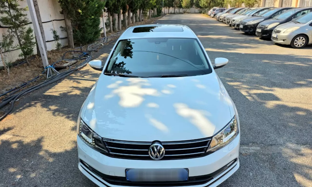 Auto in Vendita a Tirana, Volkswagen, 2016 Diesel,Kambio Automatik Pagamento 9,800  Euro.