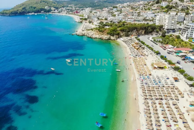 Ambiente Commerciale in Vendita 5+1 a Himara - 1,600,000 Euro