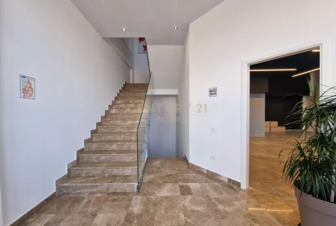 LEDA (Action105534) JEPET ME QIRA GODINE SHERBIMI 5 KATE, SAUK I RI - TIRANE - Cmimi sipas kerkeses /Muaj