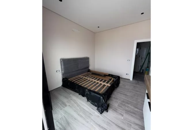 SARANDE,JAPIM ME QERA VJETORE VILE NE RR. PANORAMA ME PAMJE NGA DETI-14,000 Euro/MUAJ