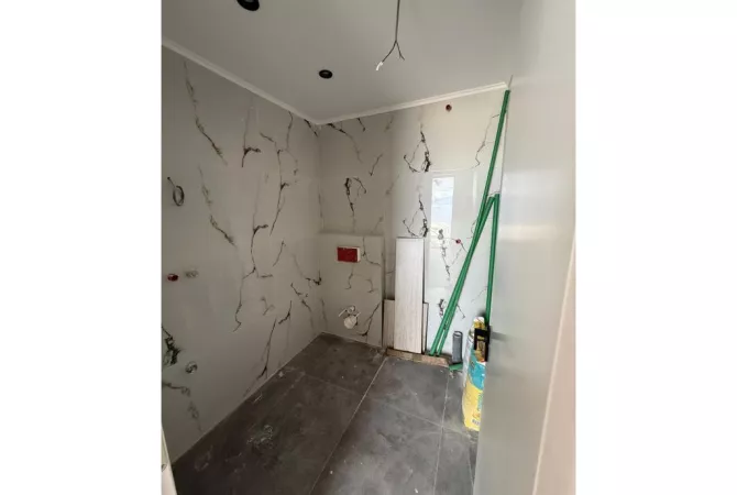 SARANDE,JAPIM ME QERA VJETORE VILE NE RR. PANORAMA ME PAMJE NGA DETI-14,000 Euro/MUAJ