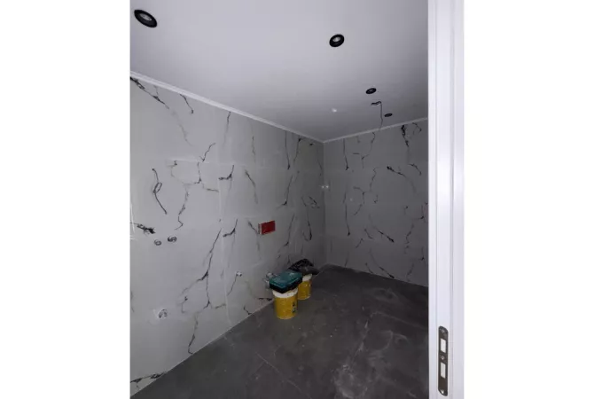 SARANDE,JAPIM ME QERA VJETORE VILE NE RR. PANORAMA ME PAMJE NGA DETI-14,000 Euro/MUAJ