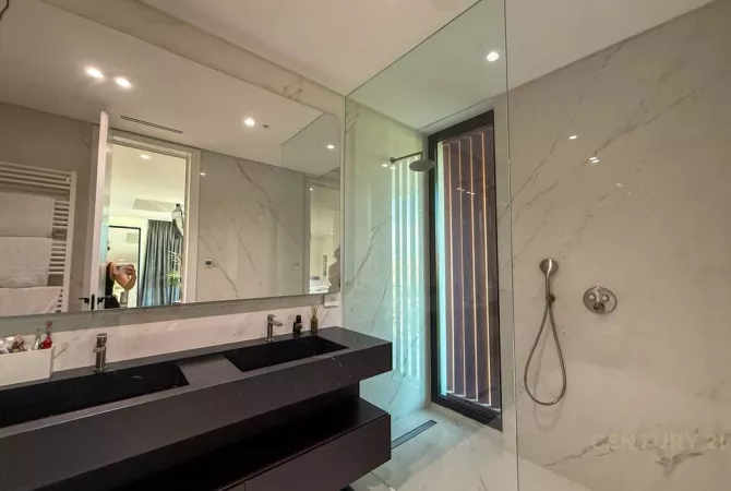 Shtepi ne shitje Vila Luksoze ne Tirane, 4+1, Mobilimi E mobiluar, Pagesa 2,000,000  Euro.