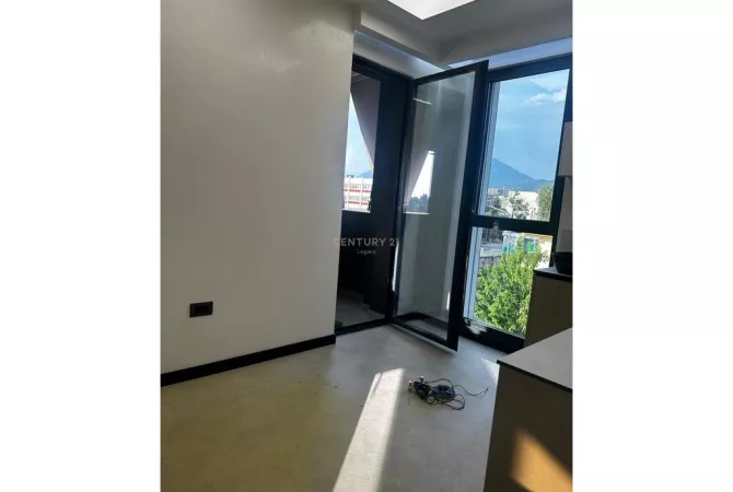 ‼️Shitet Klinike Dentare,e Investuar te kompleksi ASL - 295,000 Euro 