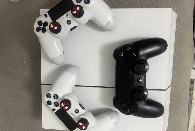 Accessori elettronici a Tirana - 220 Leke