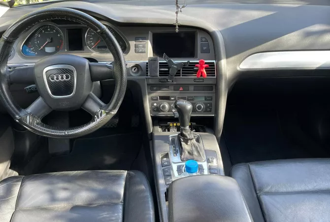 Auto in Vendita a Scutari, Audi, 2005 gasoline-gas,Kambio Automatik Pagamento 420,000  Leke.
