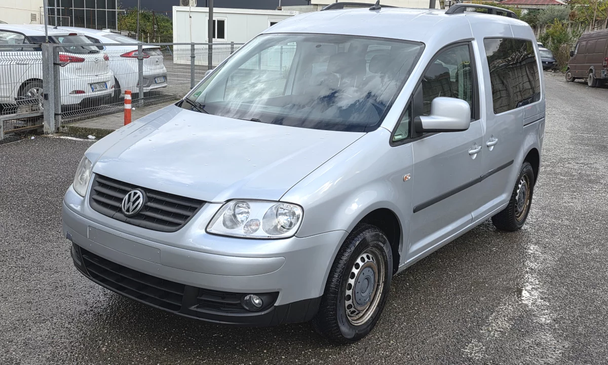 Auto in Vendita a Tirana, Volkswagen, 2007 Diesel,Kambio Manual Pagamento 4,999  Euro.