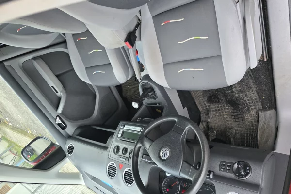 Auto in Vendita a Tirana, Volkswagen, 2007 Diesel,Kambio Manual Pagamento 4,999  Euro.