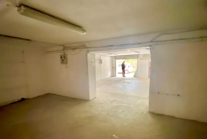 Shiten dy garzhade te ndara ose bashke