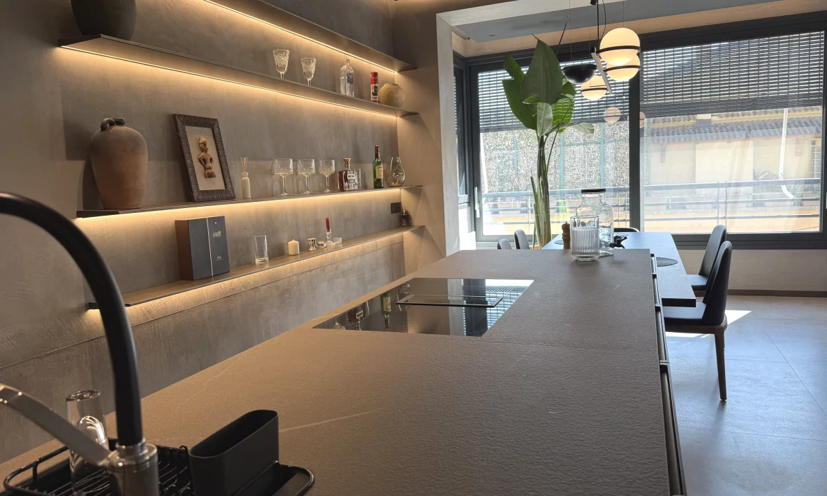 Shtepi me qera Apartament ne Tirane, 2+1, Mobilimi E mobiluar, Pagesa 2,000  Euro.