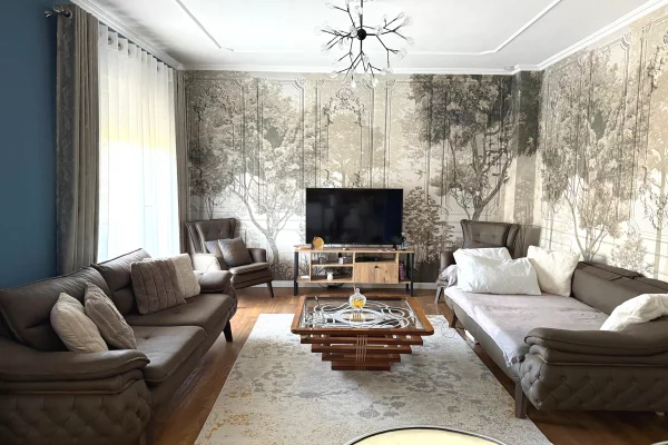 Shitet apartament 2+1