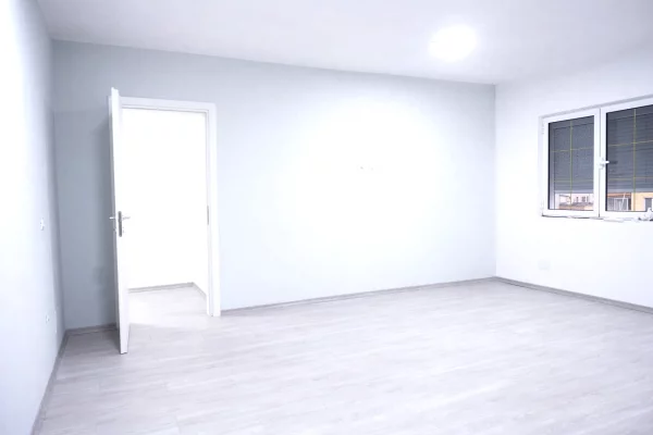 Jepet me qira ambiente per biznes