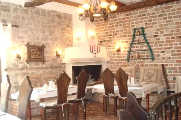 Ambient biznesi ne shitje 5+1 ne Tirane - 400,000 Euro