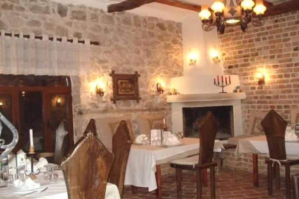 Ambient biznesi ne shitje 5+1 ne Tirane - 400,000 Euro