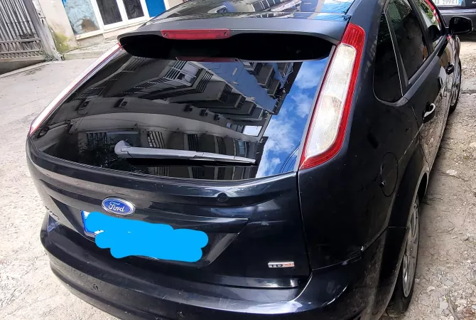 Auto in Vendita a Tirana - 3,400 Euro