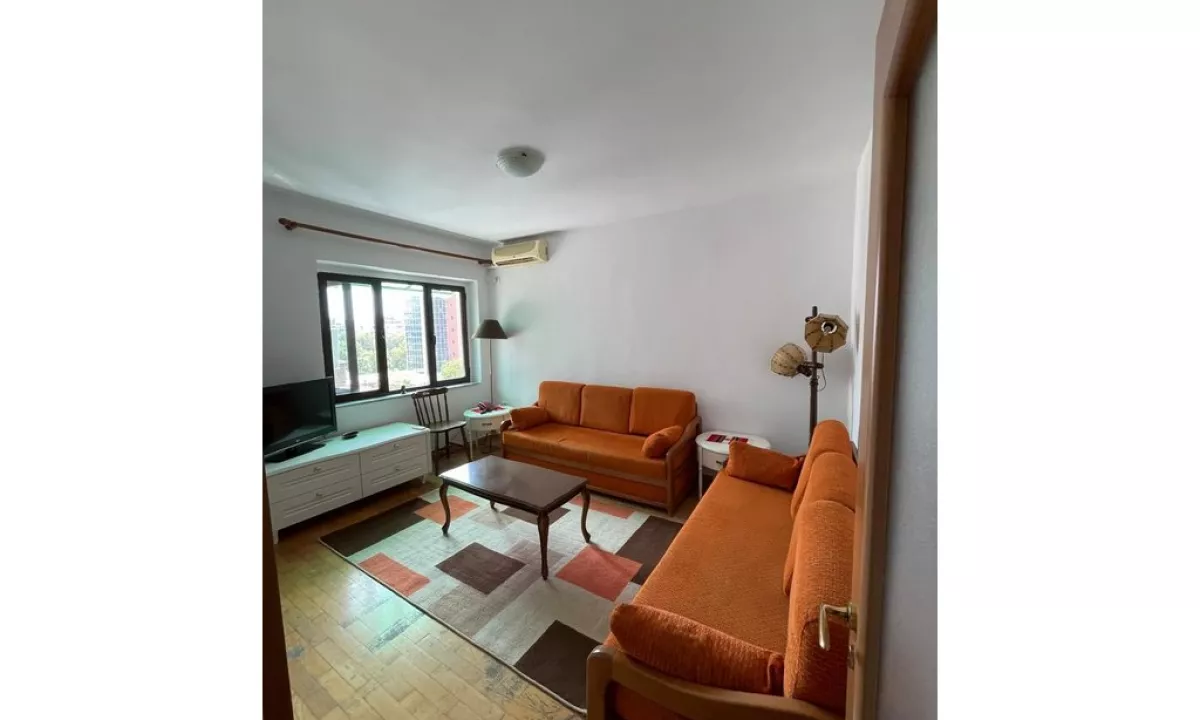 Shtepi me qera Apartament ne Tirane, 2+1, Mobilimi E mobiluar, Pagesa 550  Euro.