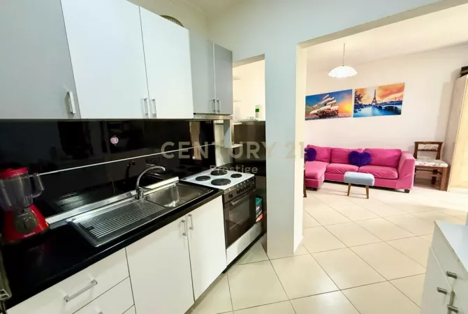Shtepi me qera Apartament ne Tirane, 1+1, Mobilimi E mobiluar, Pagesa 450  Euro.