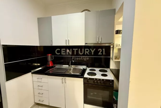 Shtepi me qera Apartament ne Tirane, 1+1, Mobilimi E mobiluar, Pagesa 450  Euro.