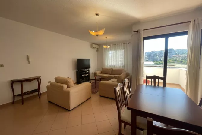 Shtepi me qera Apartament ne Tirane, 2+1, Mobilimi E mobiluar, Pagesa 700  Euro.