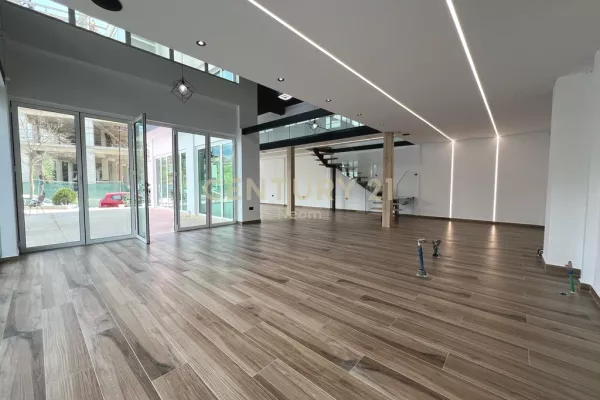 Jepet per Qira Ambient 190 m2 tek Liqeni i Thate 