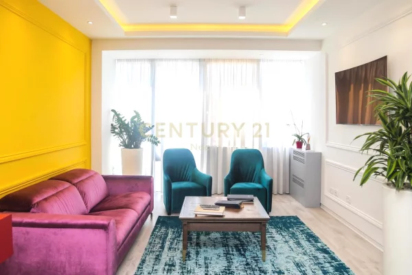 JEPET PER QIRA, ZYRE E INVESTUAR NE DETAJ, TEK STADIUMI DINAMO