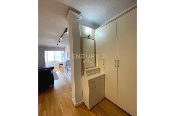 Shtepi me qera Apartament ne Tirane, 2+1, Mobilimi E mobiluar, Pagesa 750  Euro.