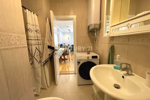 Shtepi me qera Apartament ne Tirane, 2+1, Mobilimi E mobiluar, Pagesa 750  Euro.